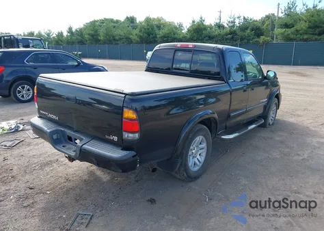 2003 Toyota Tundra Ltd V8 z USA, uszkodzony, nr VIN 5TBRT381X3S427984